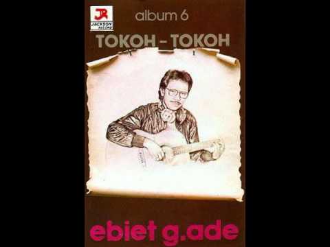 IWAN FALS BERNYANYI BERSAMA EBIT G.Ade DI PESTA PORA 2025 saling tukar lagu