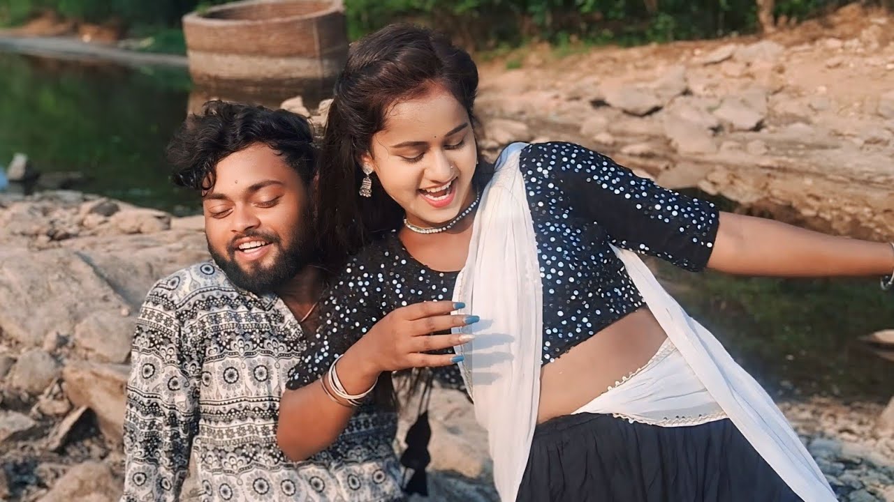 Rs Sailendra and Ritu Mehta Entertaining in Shooting Time New Purulia Song | Shooting Video