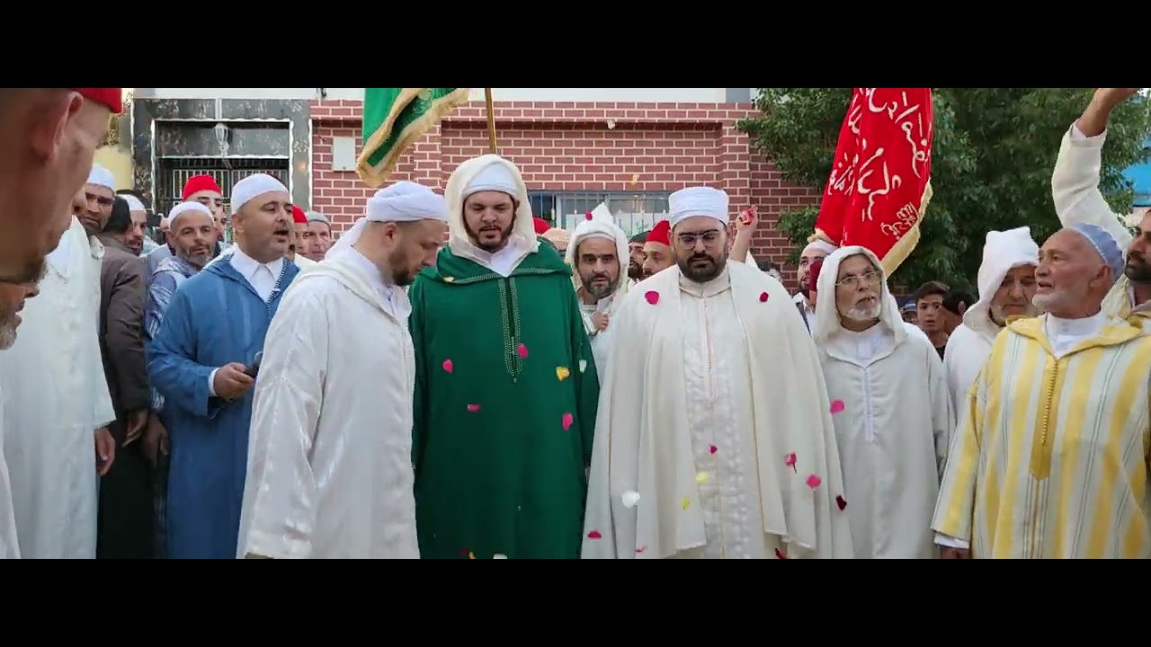استقبال بهيج لشيخ طريقة ابن عجيبة الدرقاوية الشاذلية سيدي محمد المهدي بن عجيبة الحسني كان الله له