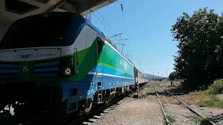 БВ 3622 с лок. 80 041 начело със Княз Борис 1