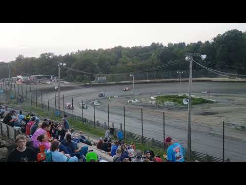 Hilltop speedway 8-21-26 mod lite hot laps 