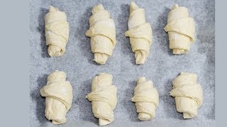 طرز تهیه کروسان خانگی بدون نیاز به خمیر هزارلا بسیار خوشمزه تر از کروسان کافی شاپ Croissant