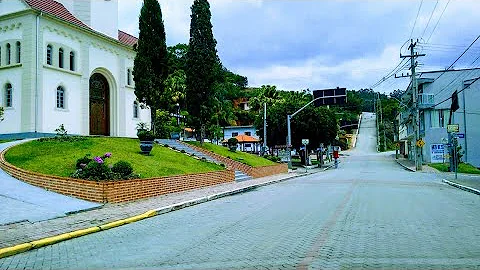 Qual a origem de Santa Rosa?