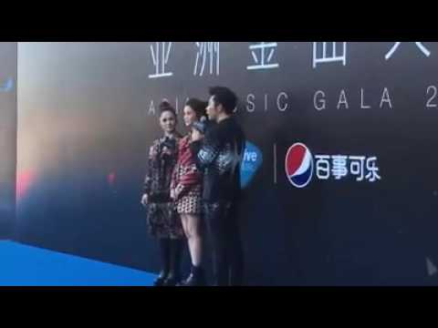 Twins  容祖兒  林峯已經踏上騰訊視頻&MTV亞洲金曲大賞的紅地毯 !!