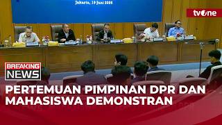 Download lagu [BREAKING NEWS] House Leadership Meets with Protesting Students | tvOne