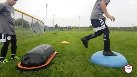 Training of the day! Balance, coordination, agility and speed!