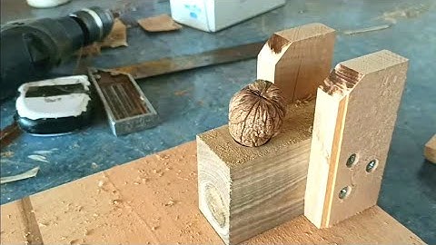 HOW TO MAKE NUTCRACKER / WALNUTS CRACKER FROM WOOD (Walnut Cracker - Dıy Tool)
