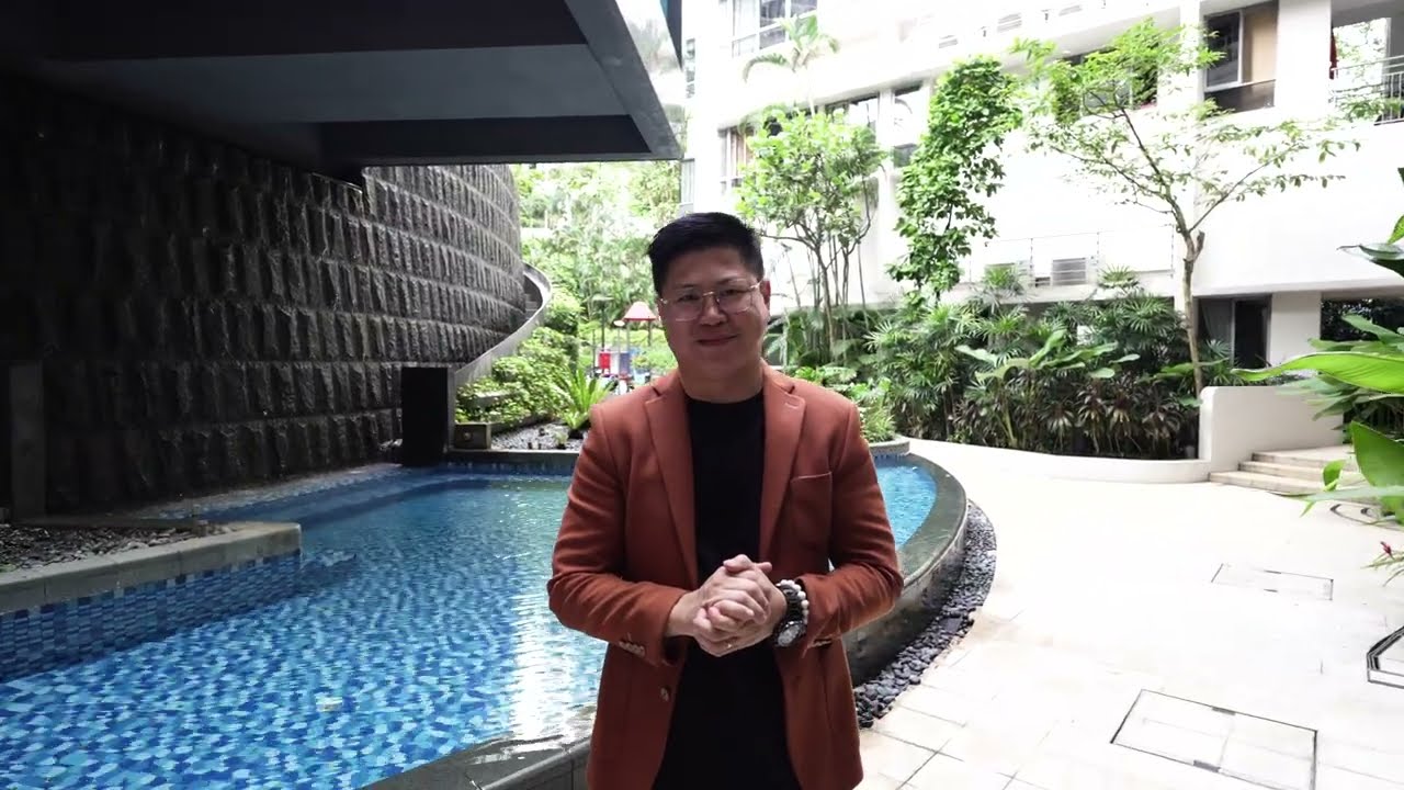 Video thumbnail: This Freehold Duplex Penthouse in River Valley Will Change How You Think About Family Homes