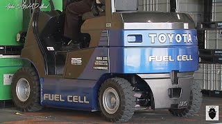 Toyota Forklift Truck - Toyota Hydrogen Fuel Cell Forklift Truck