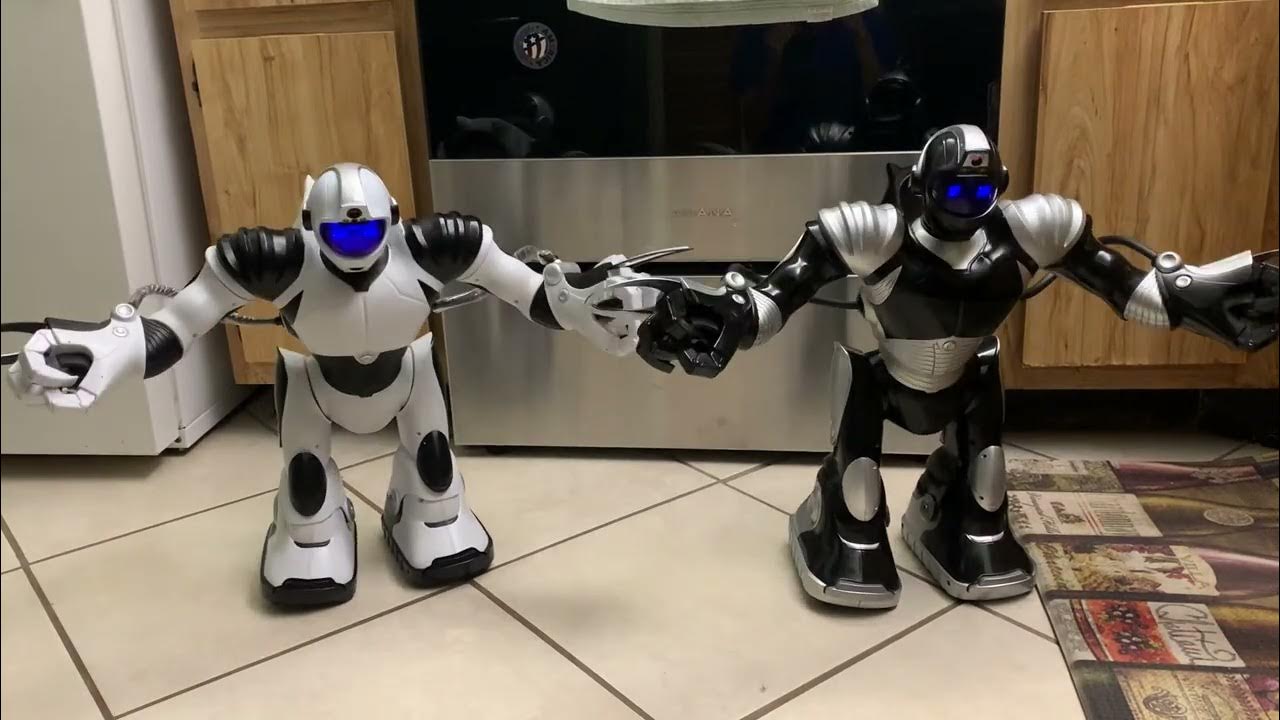 Robosapien V2 synchronized dancing - YouTube
