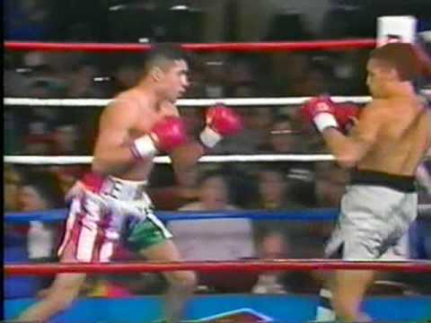 Oscar de la hoya vs Clifford Hicks , and vs Paris Alexander