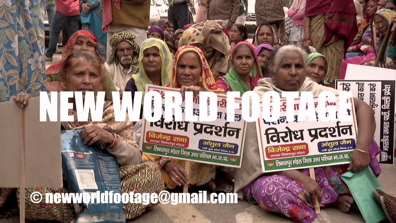 Women protesting at political rally of BJP in New Delhi