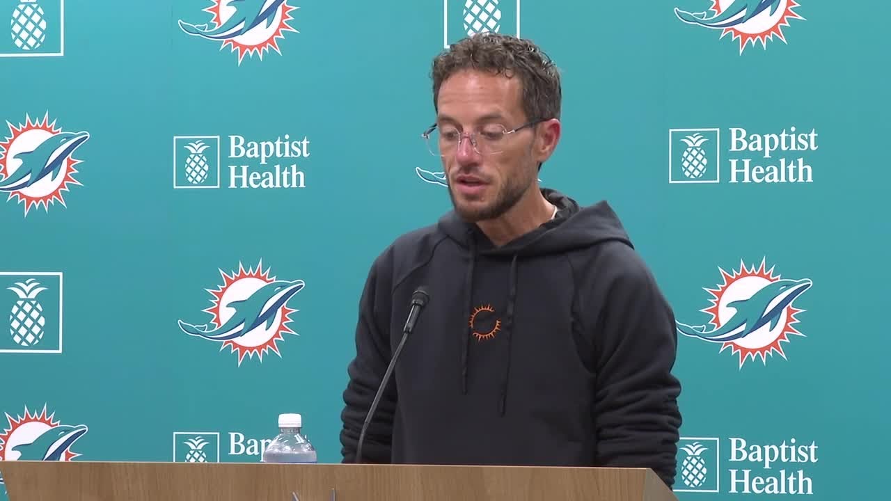 Dolphins coach Mike McDaniel calls loss to Colts 'miserable experience'