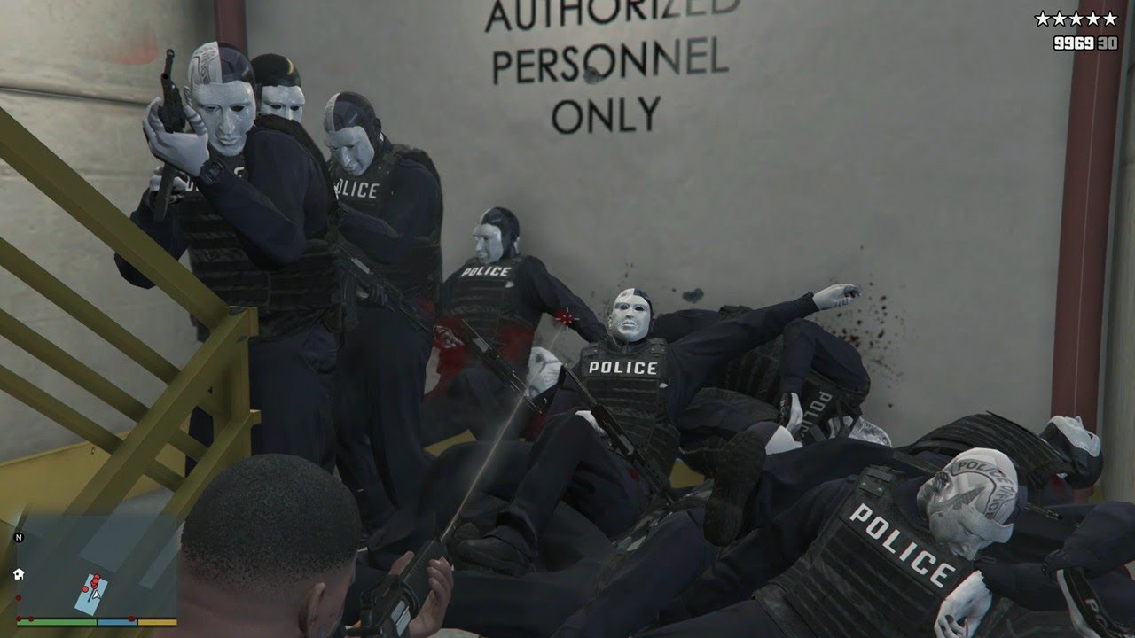 GTA 5 - Franklin rampage shootout + epic five star cop battle at Bunker ...