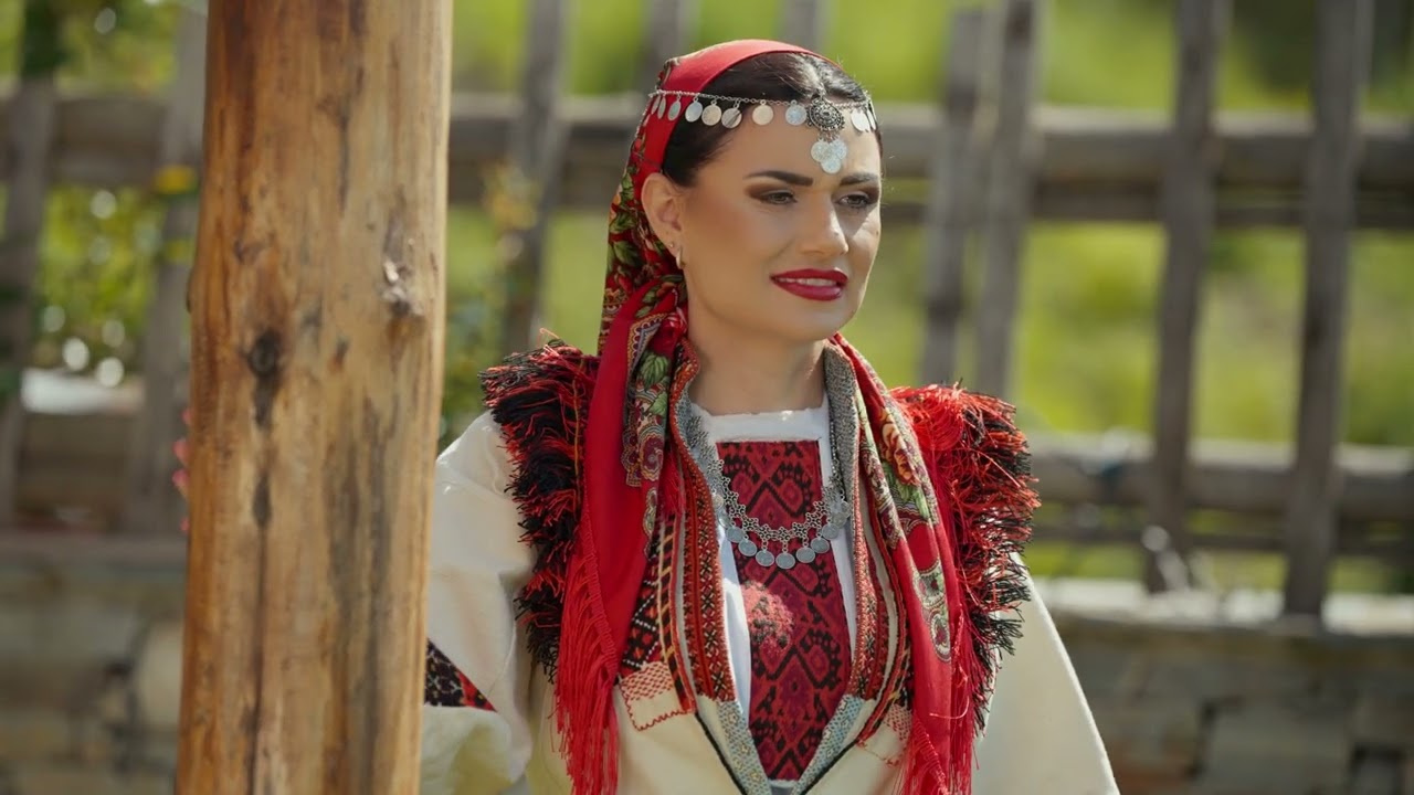 Петлите пеят - Яница Герова и Роял Бенд / Petlite peyat - Yanitsa Gerova & Royal band