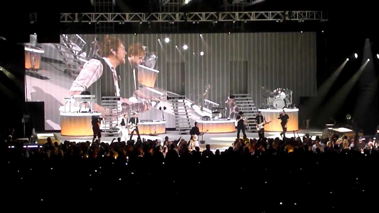 Rascal Flatts *BRAND NEW SINGLE*- Banjo! - YouTube