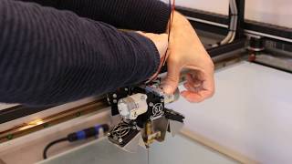 Install filaments on the Builder Extreme - Builder 3D Printers