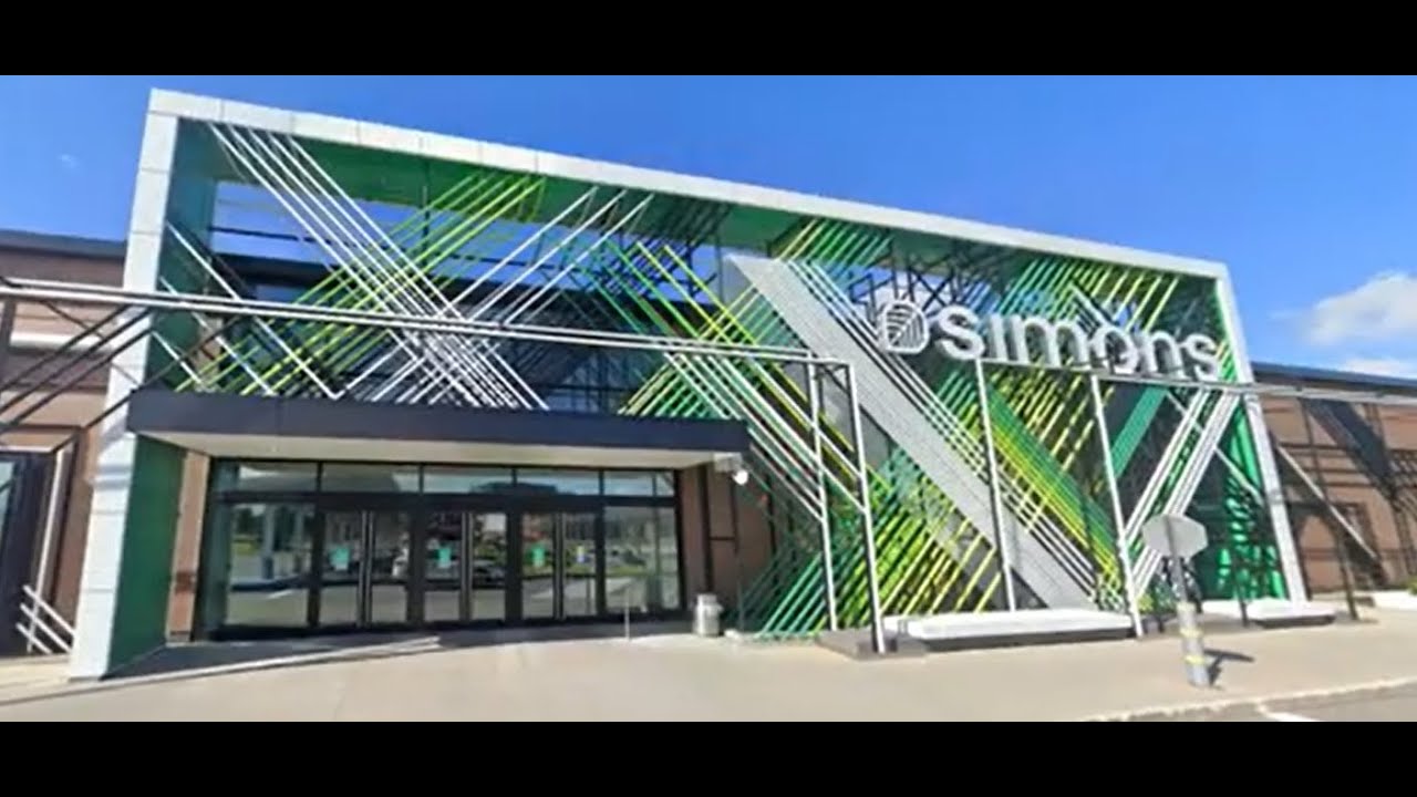 La Maison Simons @ Galeries de la Capitale, Québec City, Quebec