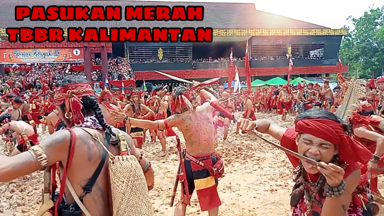 ATRAKSI PASUKAN MERAH  SINTANG