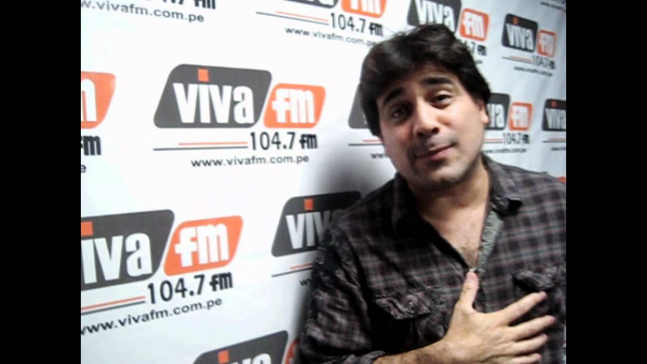 Radio VivaFM 104.7 con Axeso5.com - Erick de El Ultimo Recurso y Frederic de Alo School - By TRICTOR