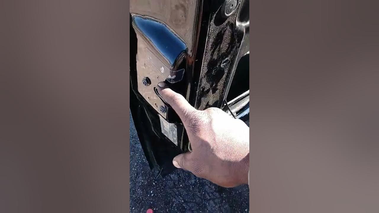 2008 chevy Silverado door handle cables replacement. - YouTube