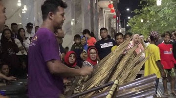 SUKET TEKI -- CALUNG FUNK MALIOBORO YOGYAKARTA