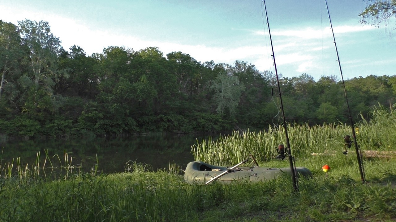 Рыбалка на сома в красивых местах. С берега и с лодки