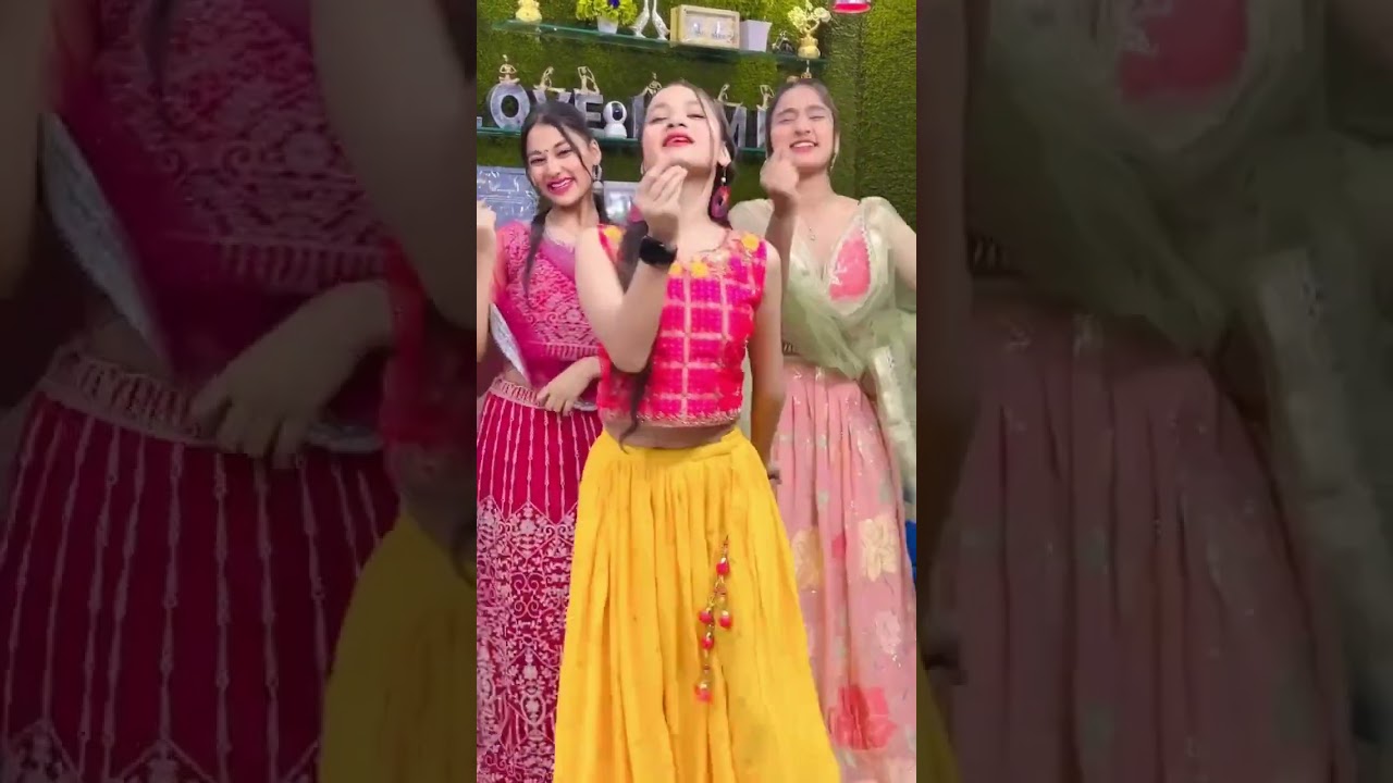 khai apna marda ke kamai Lajai kahe 🔥 Mona Singh Ka 