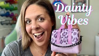 Let's sew the Dainty Duffle from Carolina Little Stitches!
