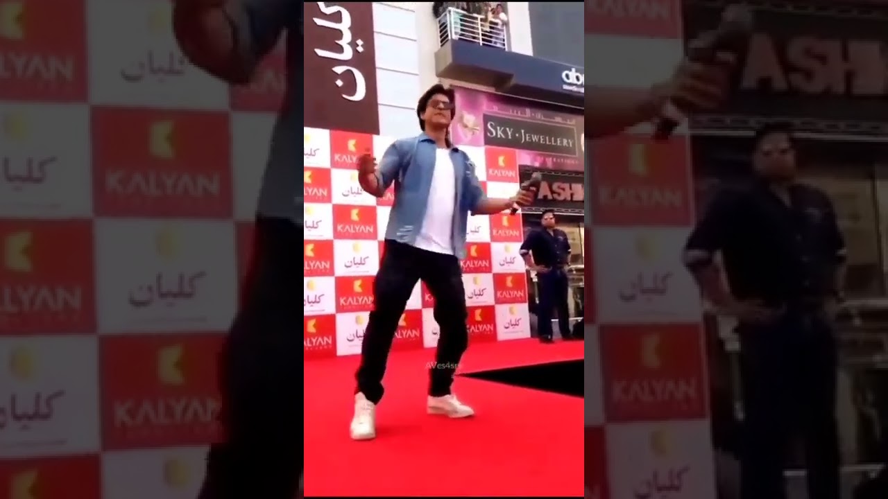 Shahrukh Khan Public Appearance 