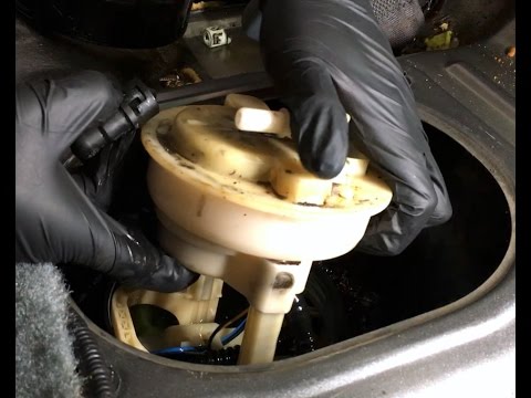 2005 Honda Civic 1.7L fuel pump - YouTube