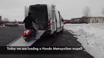 WM Loading Ramp: Sprinter 9ALPC275 moving a moped