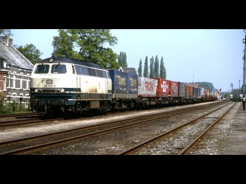 belle carrosserie de locomotive BB 215-061-3 de la DB de marque ROCO