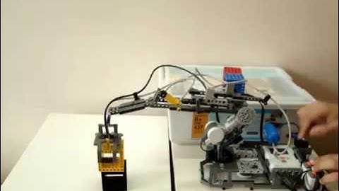Lego Mindstorms NXT 2.0 - Four Degrees of Freedom Robotic Arm