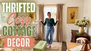 THRIFT WITH ME for Cozy Cottage Decor 🏡 | You WON’T Believe This $10 Frame Makeover! screenshot 4