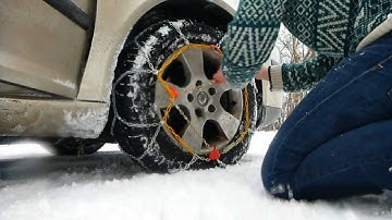 Putting Snow Chains on my Skoda Octavia and Taking it for a Drive