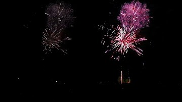 Fireworks video processing, a new idea (for me) to turn dots into lines.