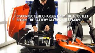 How to charge the battery of your Husqvarna Rider.
