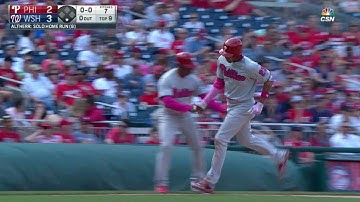 PHI@WSH: Altherr hammers a late solo homer