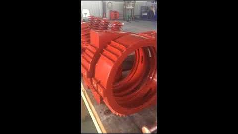 APG casting machine for zero current transformer