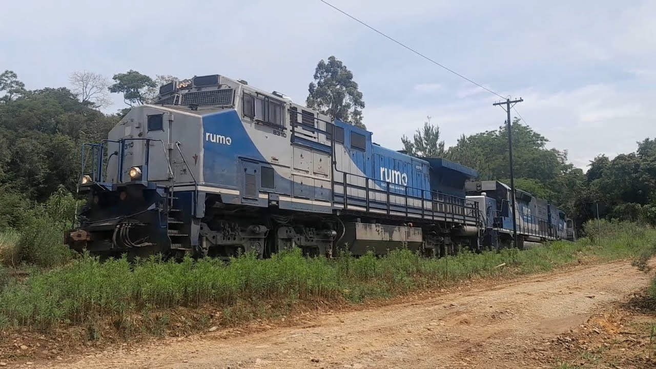 Dash Train Rumo Trio de locomotivas Dash-9 + SD40 Da Rumo, no trem carregado - YouTube