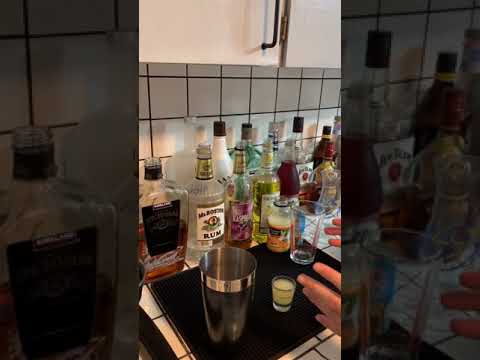 How to make a Rum Runner cocktail