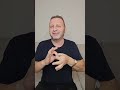 ما الذي يحصل في القصر؟
