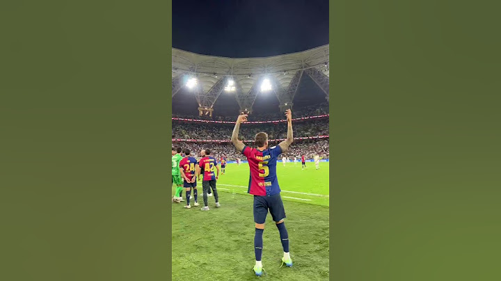🤭 Just seconds before the final whistle...  #fcbarcelona #football #shorts