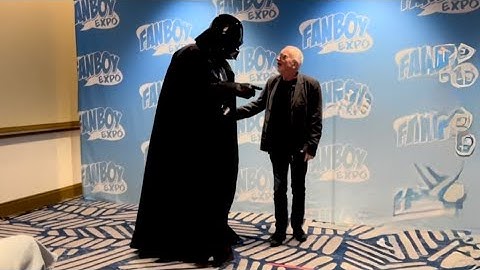 Darth Vader Meets The Emperor at Fanboy Expo!