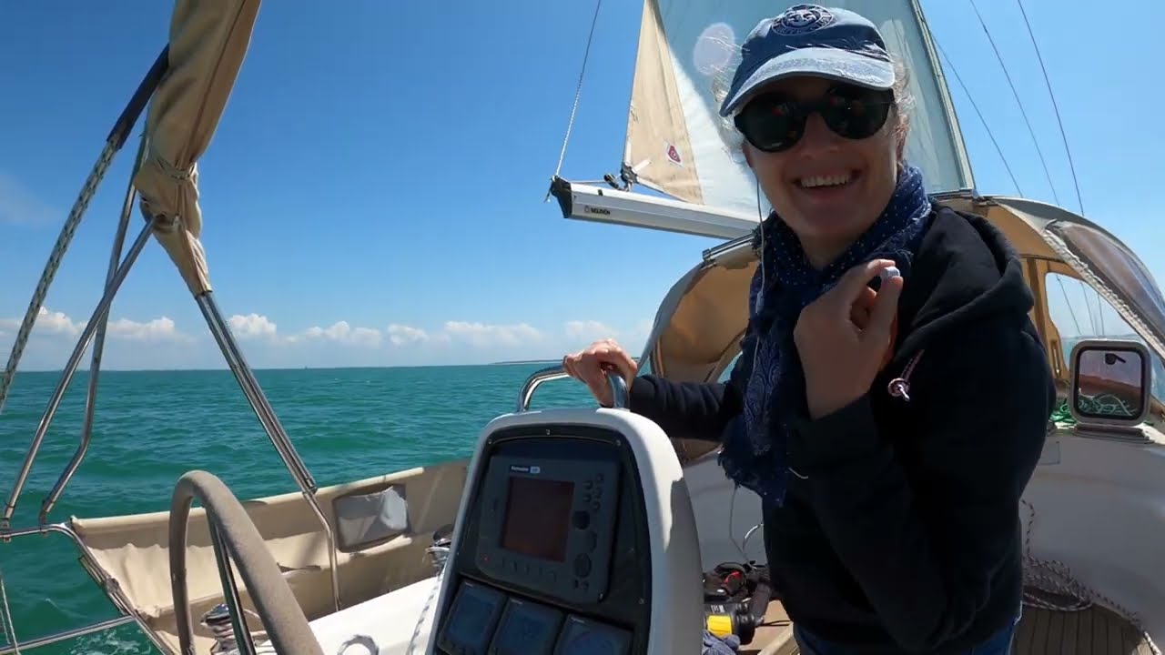 PREMIERE NAVIGATION 2022 #46 Voilier HYPPOCAMPE BAVARIA 34 CRUISER