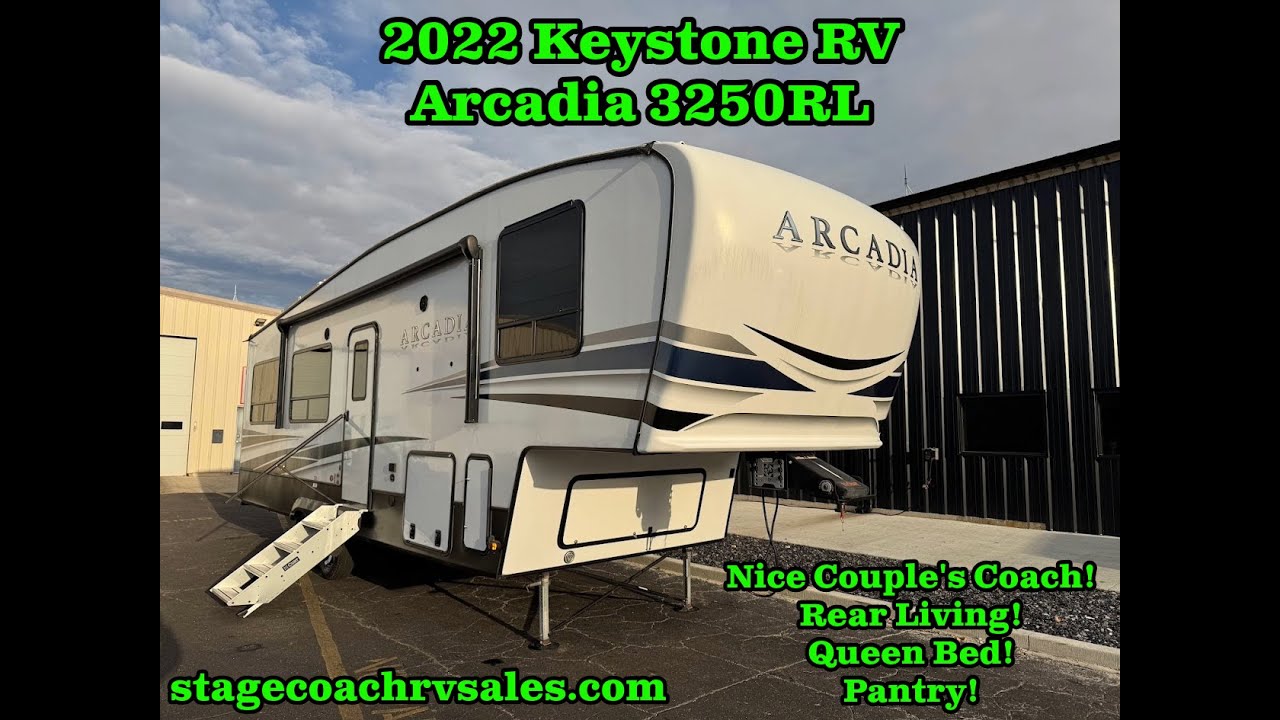 2022 KEYSTONE RV ARCADIA 3250RL WALKTHROUGH! REAR LIVING! QUEEN BED! PANTRY! NICE COUPLE'S COACH!