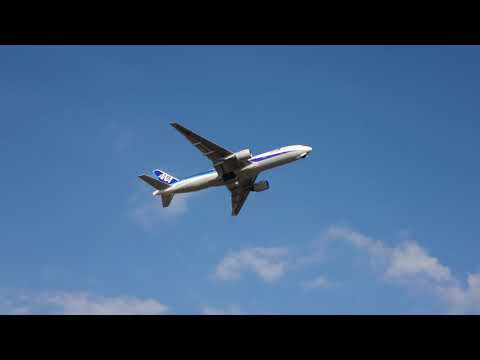[4K] スマホで飛行機の動画を福岡空港で撮ってみた / Fukuoka Airport / SONY XPERIA XZ1の実力 / B777 離陸  さぁ～どんな風に撮れたのか?!