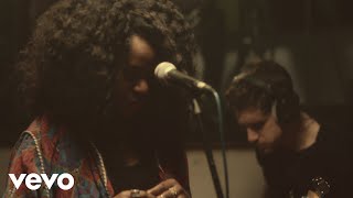 Chords for Nao - Adore You / Location (Live & Stripped Back from Urchin Studios)