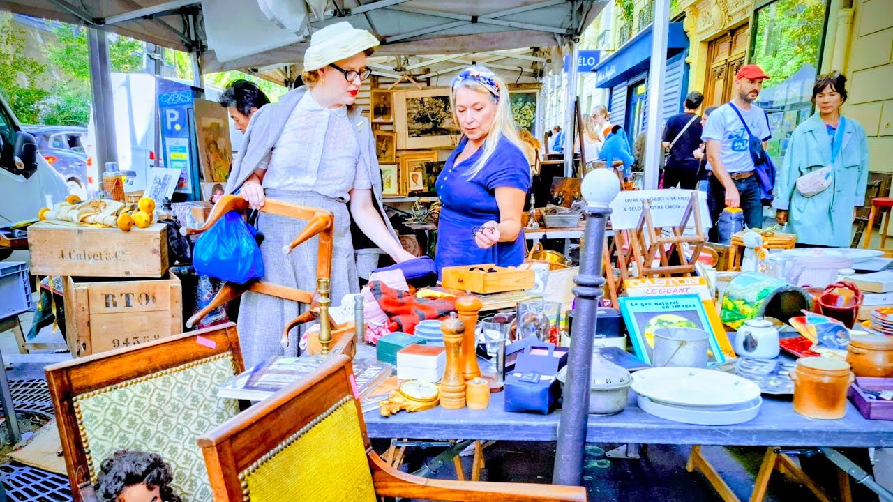 Paris France🇨🇵FLEA MARKET in PARIS🔥ANTIQUE old Things🪑BROCANTE🪞STREET sale Walk🏺MARCHÉS aux puces 4K